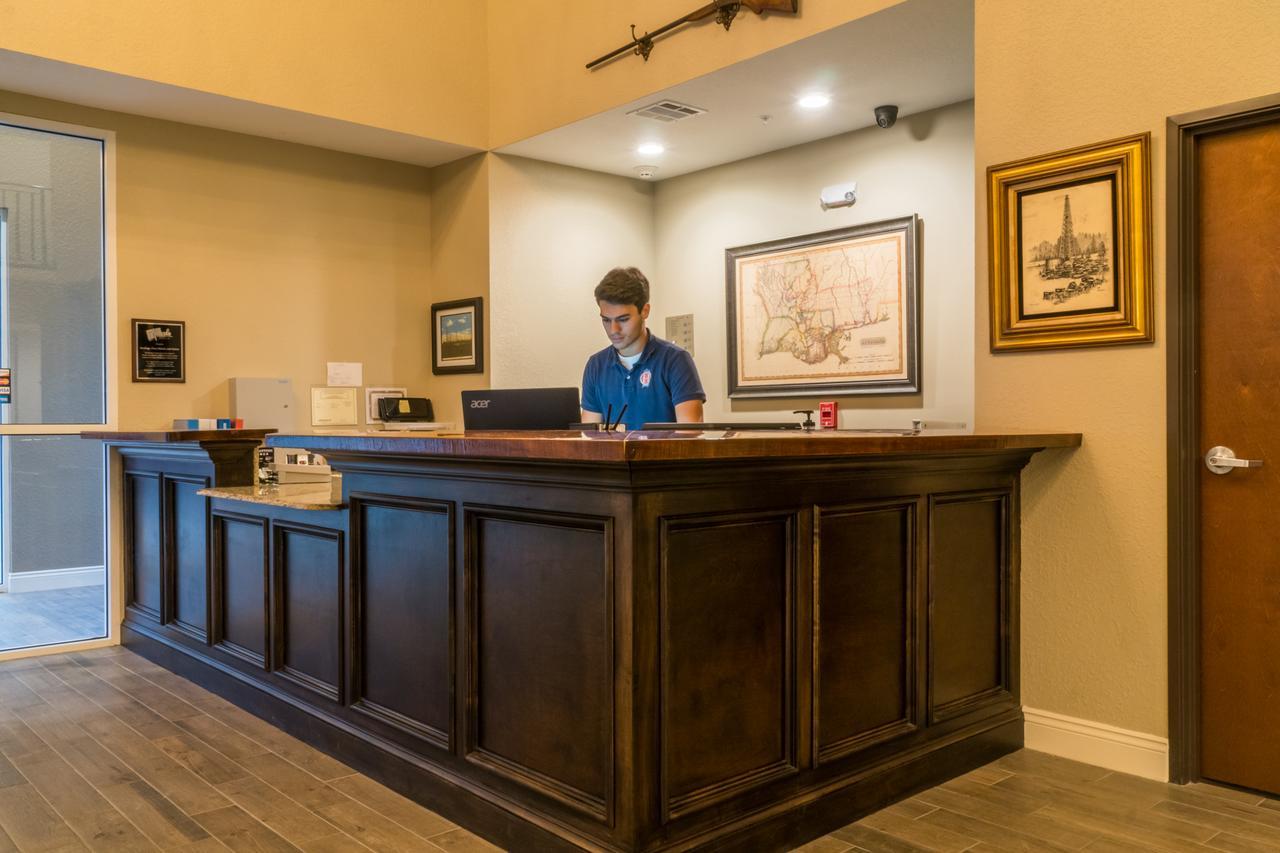 Heritage Place Hotel&Suites DeQuincy Buitenkant foto